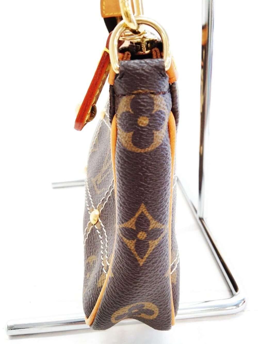 Authentic Louis Vuitton Monogram Pochette Bosphore Shoulder Bag - Picture 5 of 16